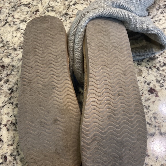 Pink sock slippers by Victoria’s Secret - Picture 4 of 5